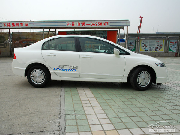��϶�������˼�� �Ż�8000��ȱ�ֳ�