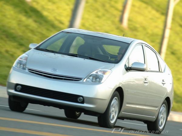 消费者青睐新能源汽车 混合动力是首选高清图片