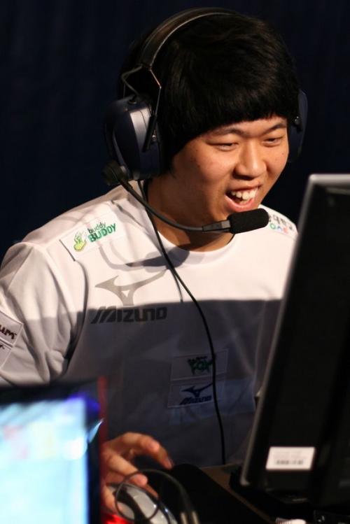 IEM4迪拜全球挑战赛第一比赛日之二图片_电竞