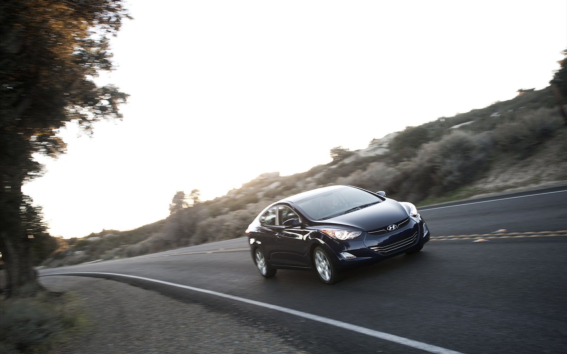 hyundai elantra (现代伊兰特)2012 壁纸