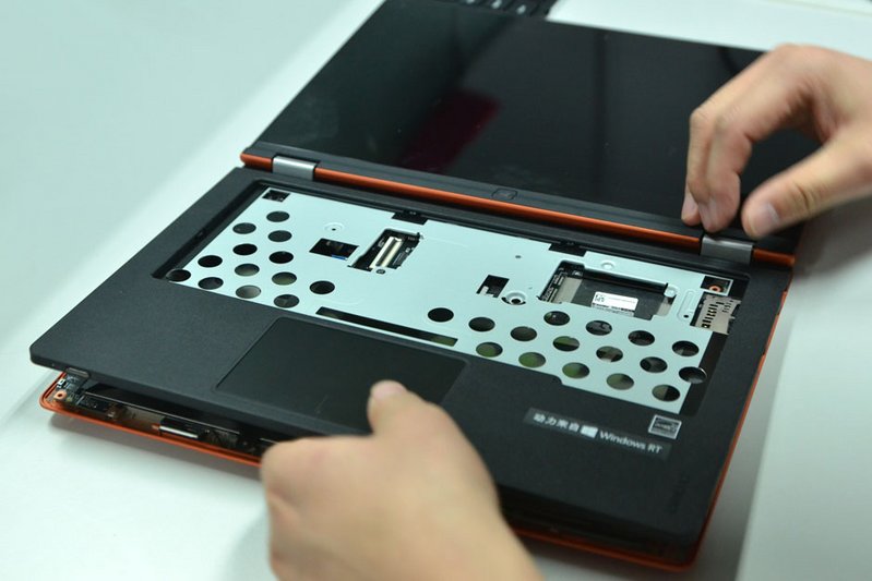 联想yoga11平板笔记本拆机图赏