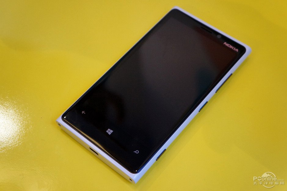 WP8移动TD旗舰 诺基亚Lumia 920T试玩