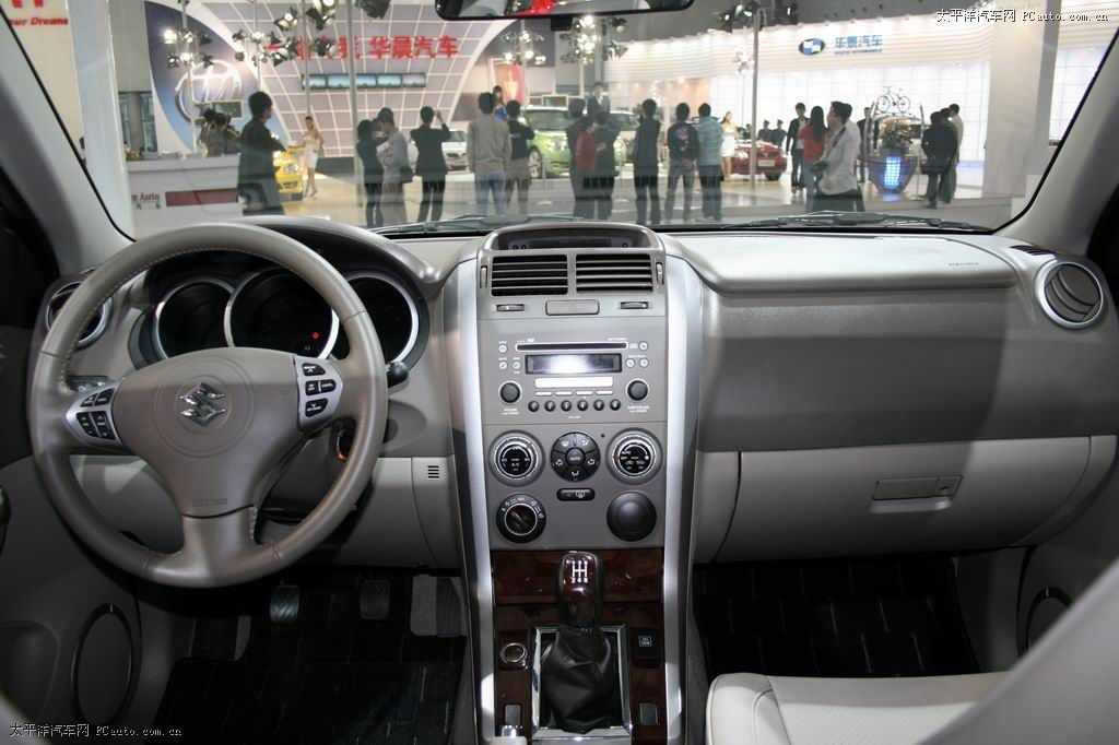 超級(jí)維特拉車展高清大圖