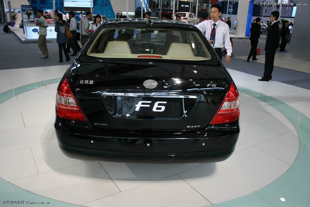 比亞迪F6車展高清大圖