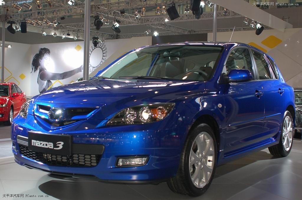 馬自達(dá)3車展高清大圖